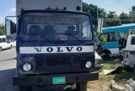 Volvo Box truck