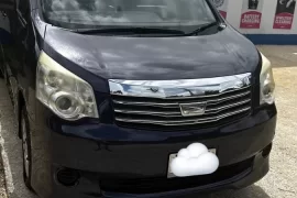 Toyota Noah one local owner 