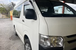 2020 hiace