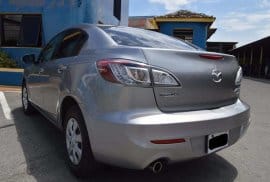 2011 Mazda Axela 