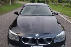 2011 BMW 5 series one owner