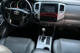 2012 Toyota tacoma