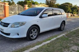 2012 Toyota fielder excellent condition call Dave 