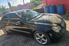 2005 Mercedez-Benz Sports Sedan